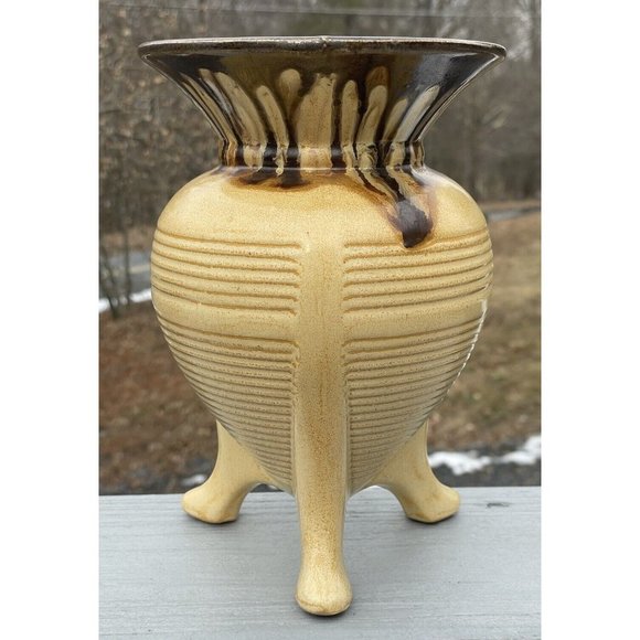 Antique Early 20th C. TECO Ribbed Tripod Footed Yellow Glazed Art Deco Pottery - Picture 7 of 16